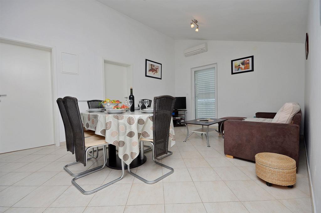 Apartments Sime Vodice Exterior foto